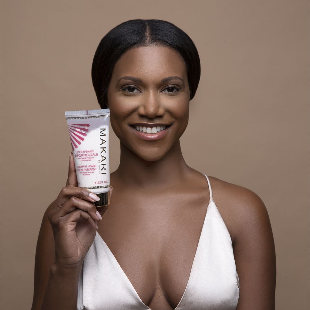 Pure Radiance Exfoliating Scrub - Image 2